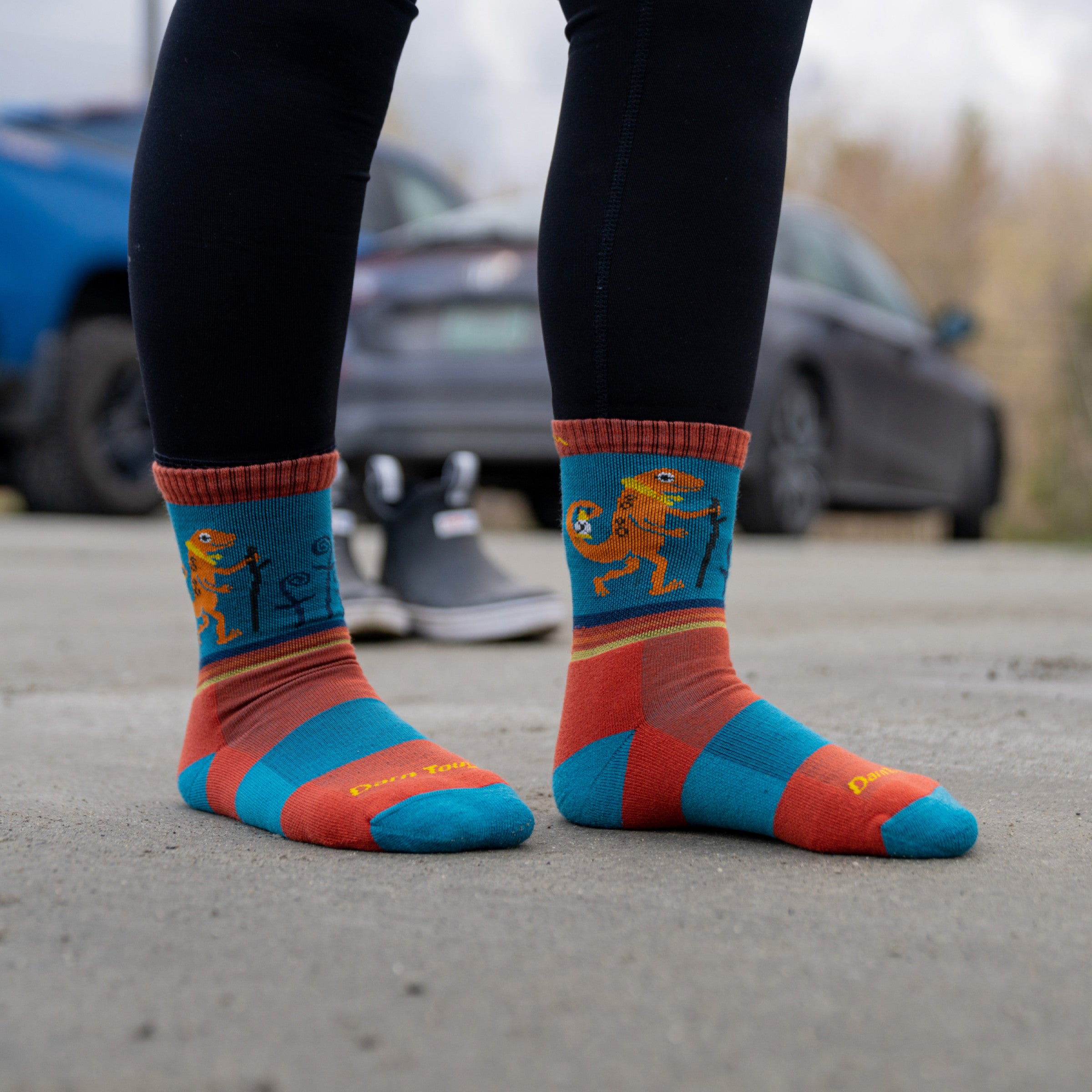 Kids Sal Micro Crew Lightweight Hiking Socks - Image 2