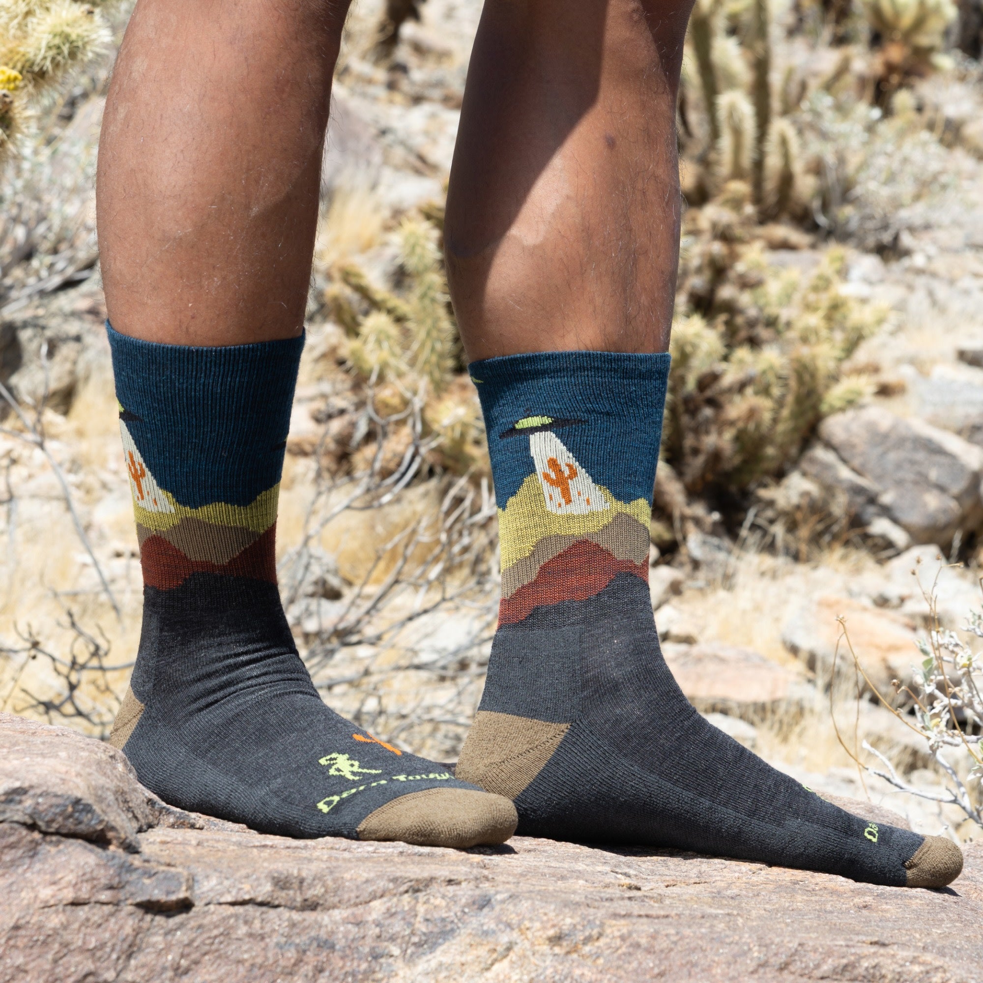 Men's Spaced Out Micro Crew Lightweight Hiking Socks - Image 8