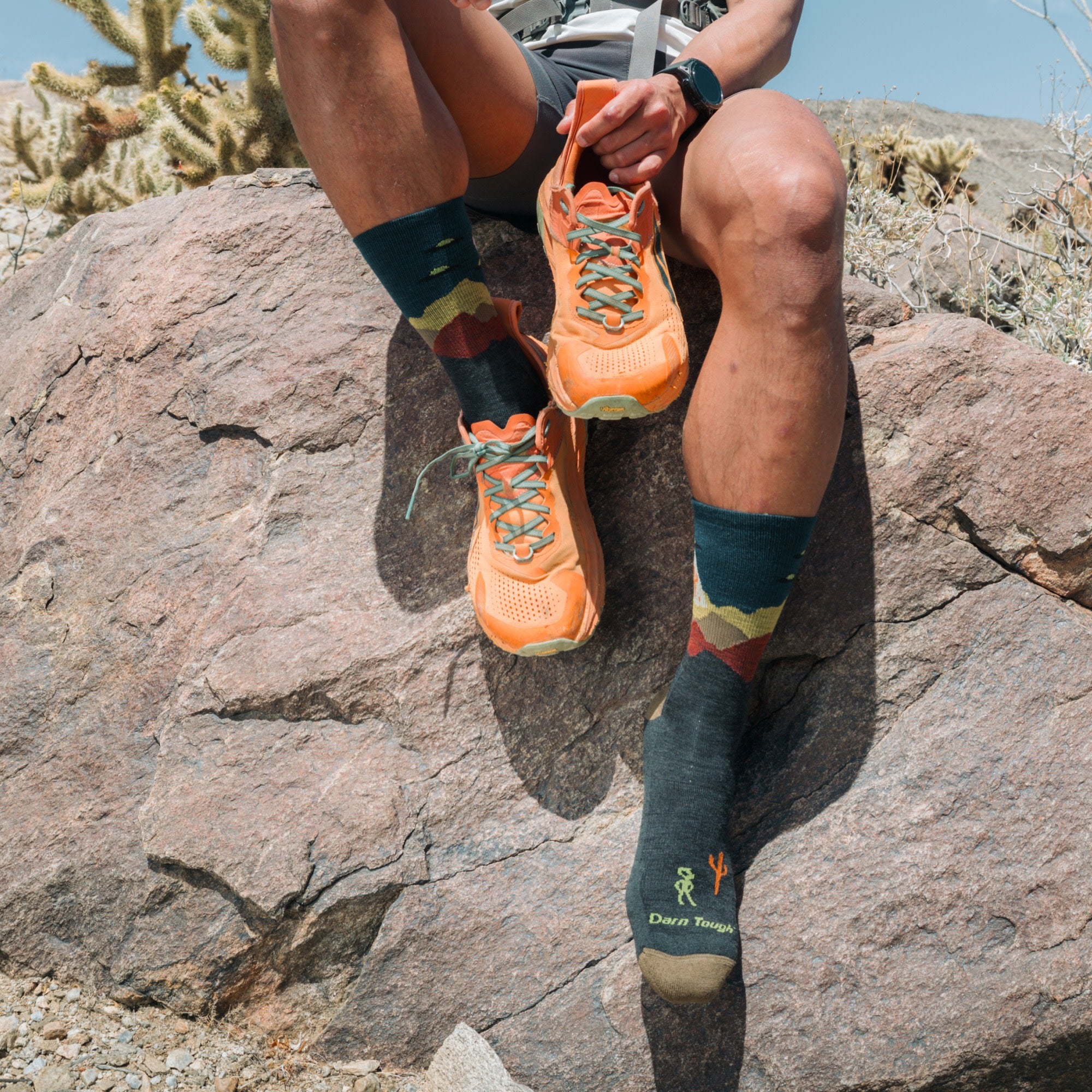 Men's Spaced Out Micro Crew Lightweight Hiking Socks - Image 7
