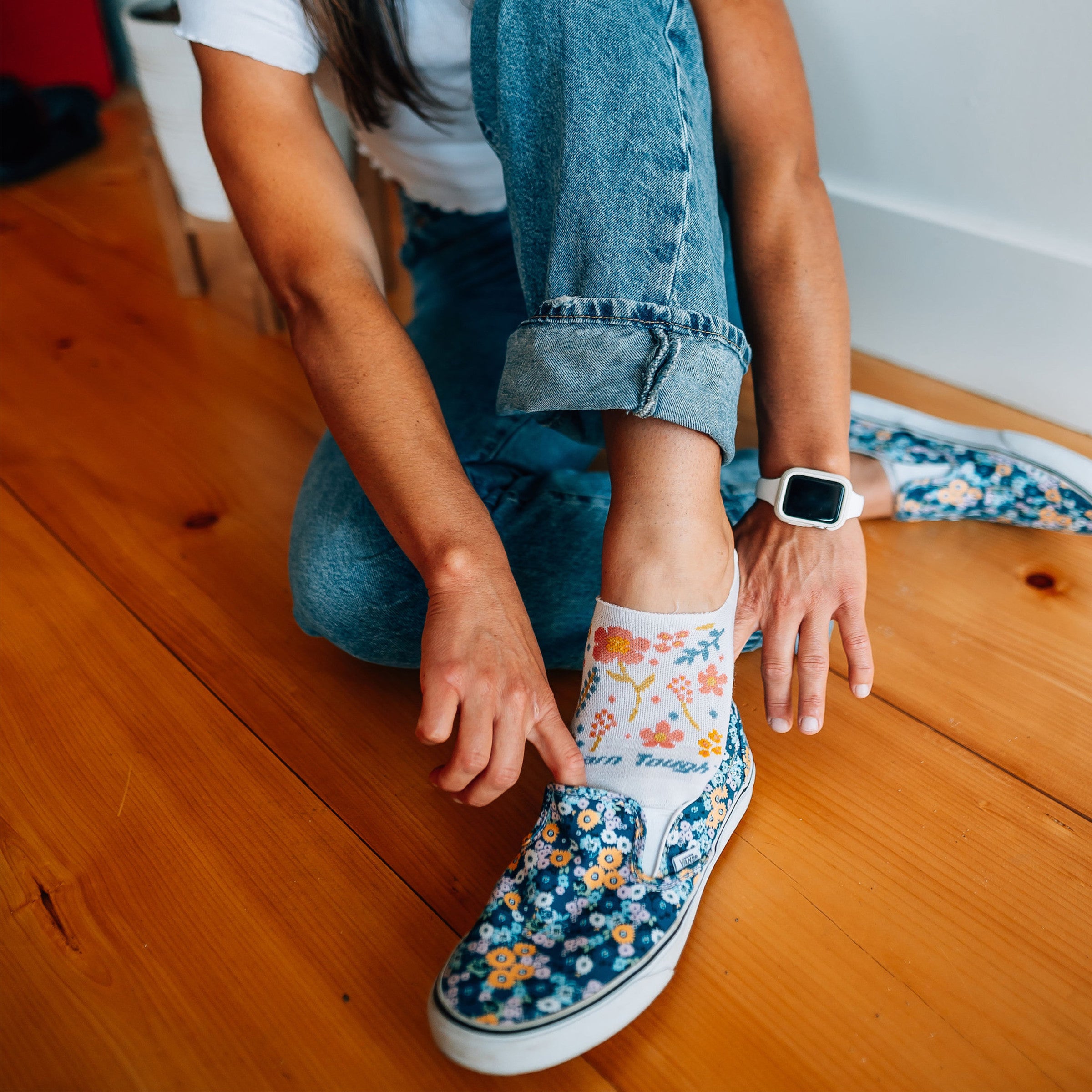 Women's Garden Party No Show Hidden Lightweight Lifestyle Socks - Image 5