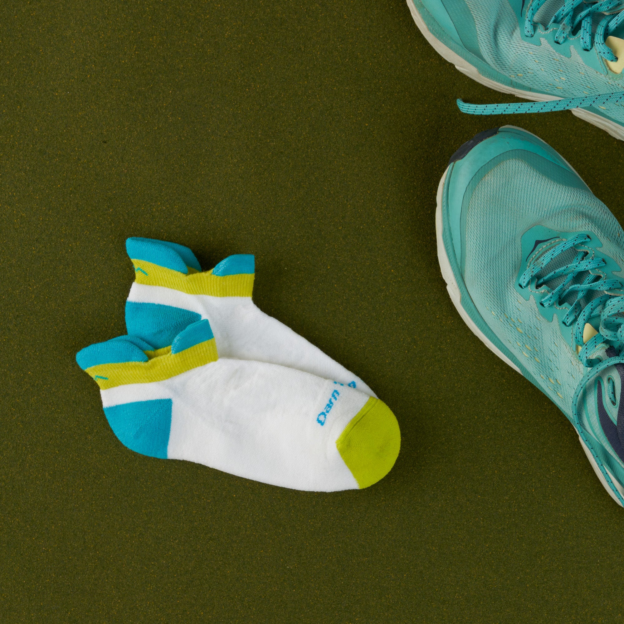 Women's Limited Edition Run No Show Tab Ultra-Lightweight Running Sock - Image 10