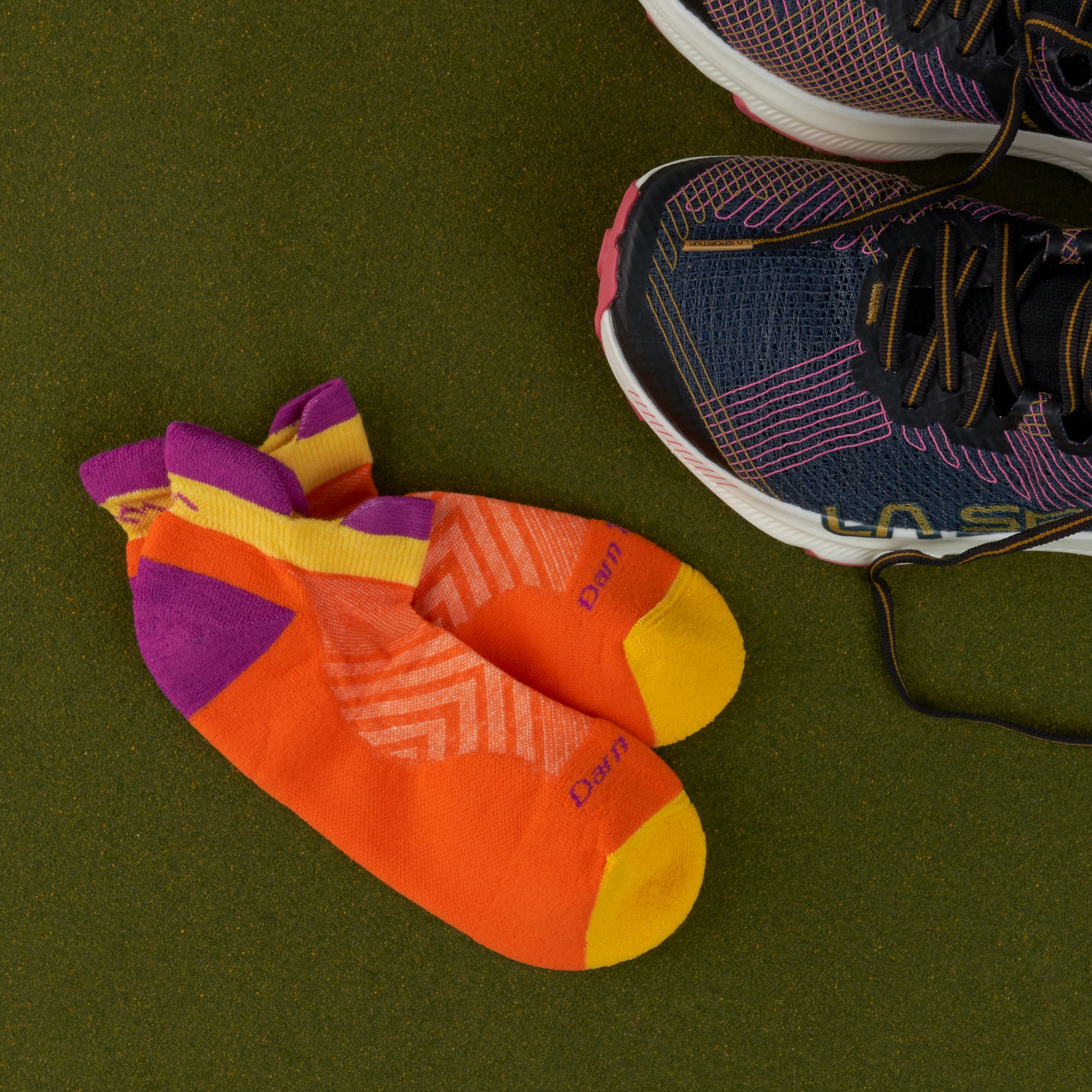 Women's Limited Edition Run No Show Tab Ultra-Lightweight Running Sock - Image 9