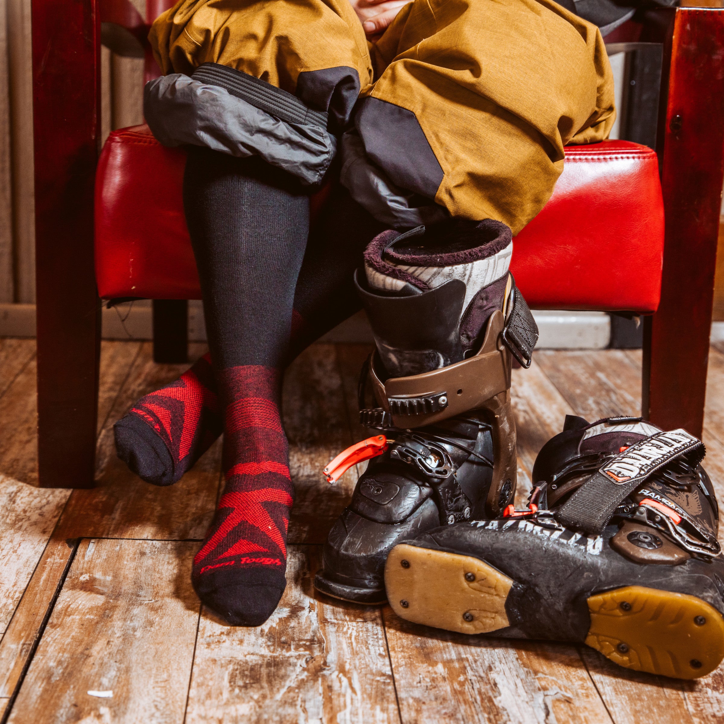 Men's RFL Over-the-Calf Ultra-Lightweight Ski & Snowboard Socks - Image 4